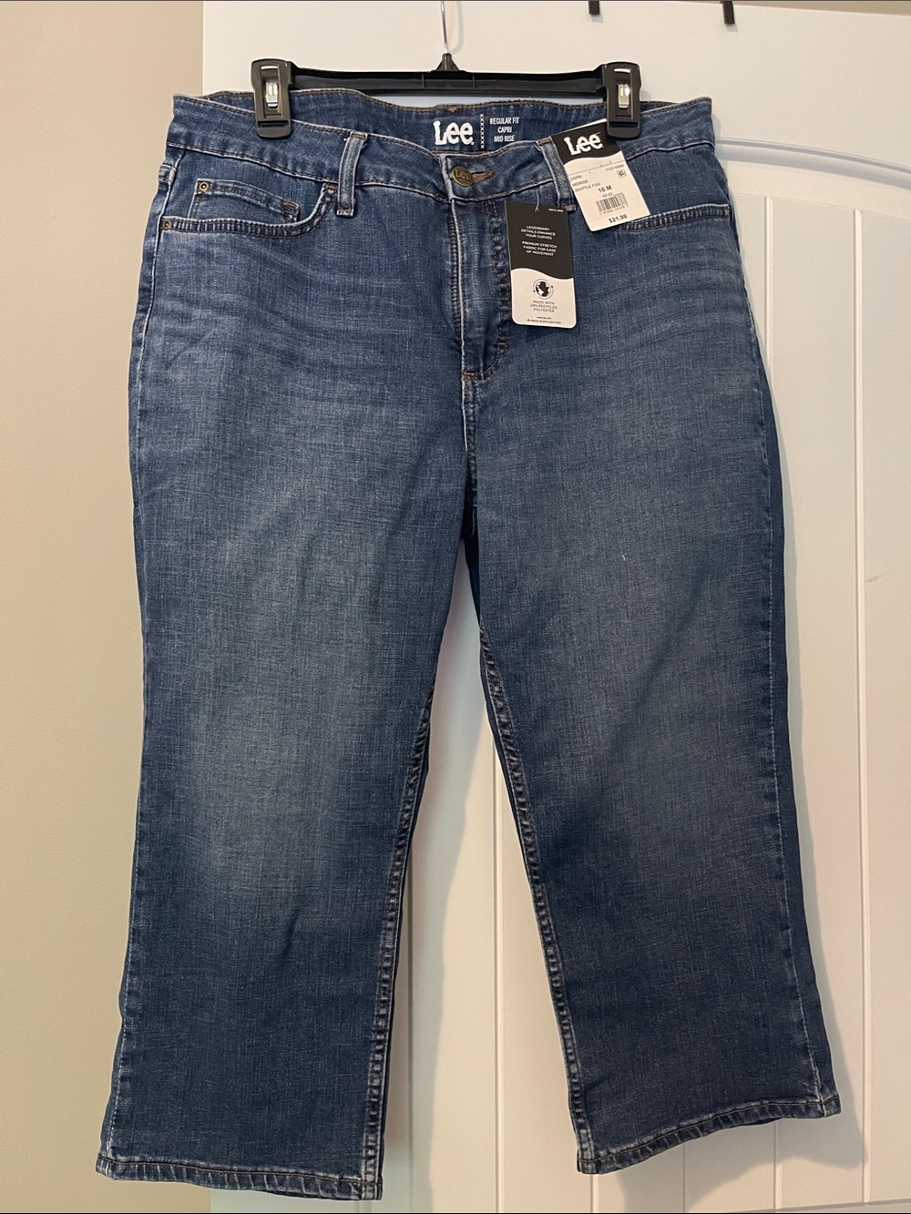 Lee Women's Dark Blue Cropped Straight Jeans